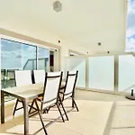 Deluxe 2 Bedroom Oceanfront Flat In Del Rey
