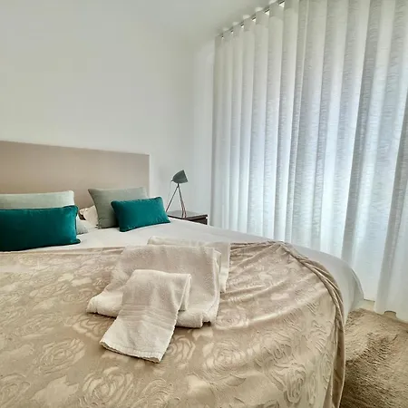 Apartman Deluxe 2 Bedroom Oceanfront Flat In Del Rey Amoreira