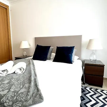 Deluxe 2 Bedroom Flat - Beachfront - Del Rey Apartment Amoreira (Leiria)