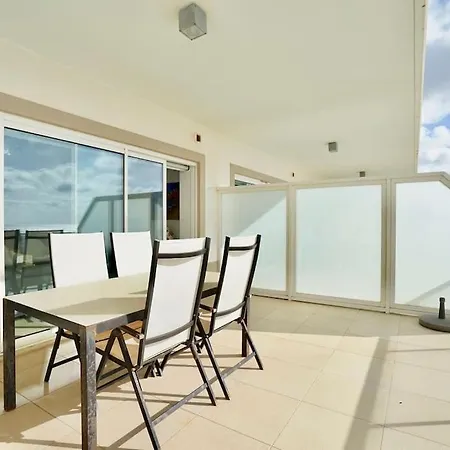 Apartment Deluxe 2 Bedroom Flat - Beachfront - Del Rey *