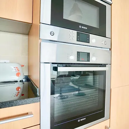 Deluxe 2 Bedroom Oceanfront Flat In Del Rey Amoreira