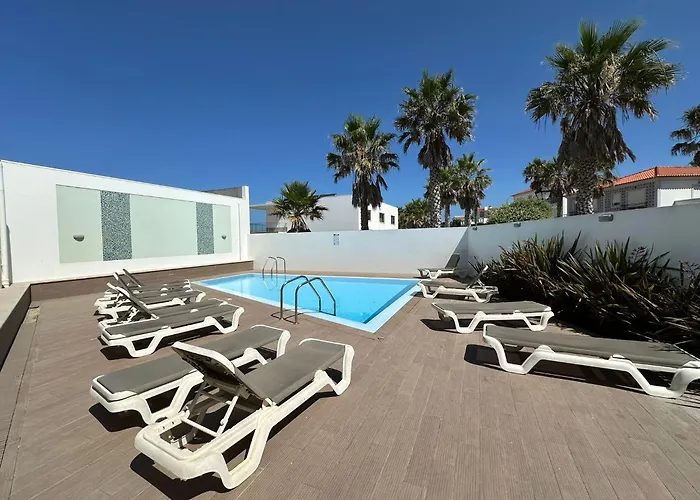 Deluxe 2 Bedroom Oceanfront Flat In Del Rey